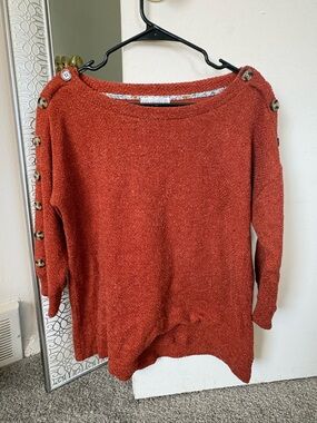Button-Trim Scoop Neck Sweater in Rust